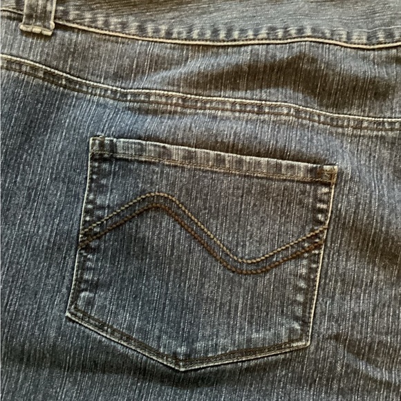 CJ Banks Dark Blue Straight Leg Jeans Plus Size 28 W Petite - Picture 10 of 10